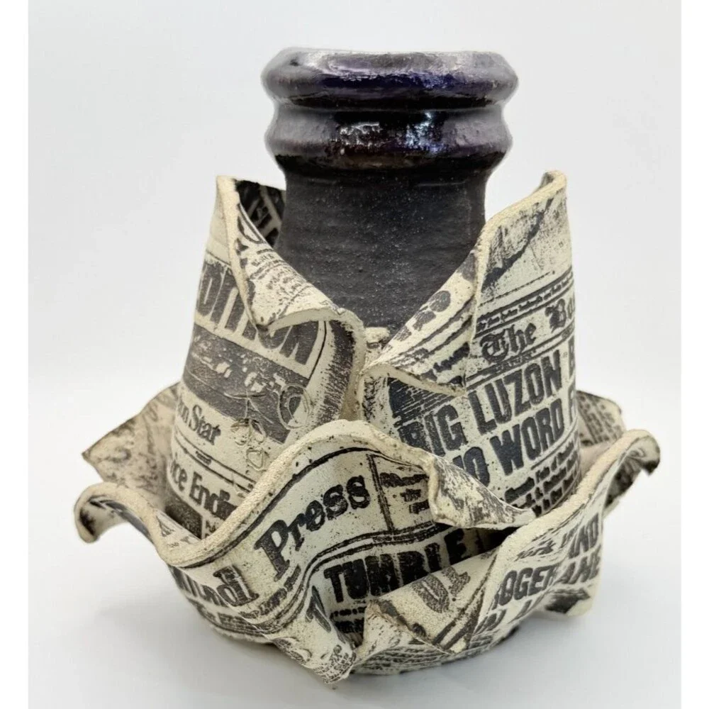 🏺📰 VTG Ron Krogh Pottery Newspaper Collage Pitcher 📰🏺